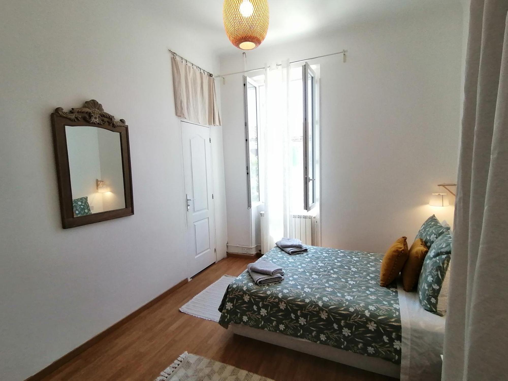 Jolie Maison Avec Terrasse Au Centre-ville D'arles Ferienhaus *