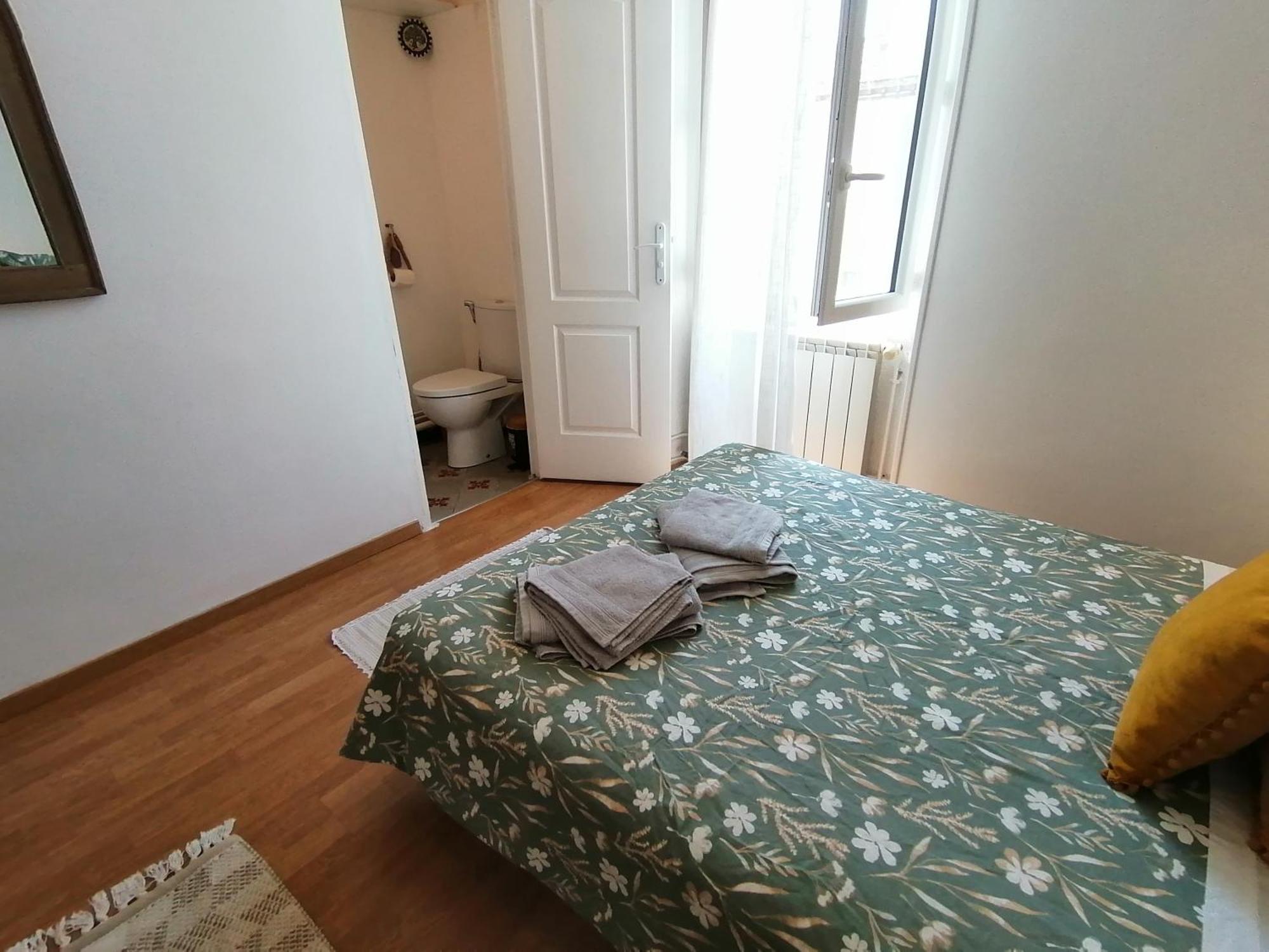 Ferienhaus Jolie Maison Avec Terrasse Au Centre-ville D'arles Arles